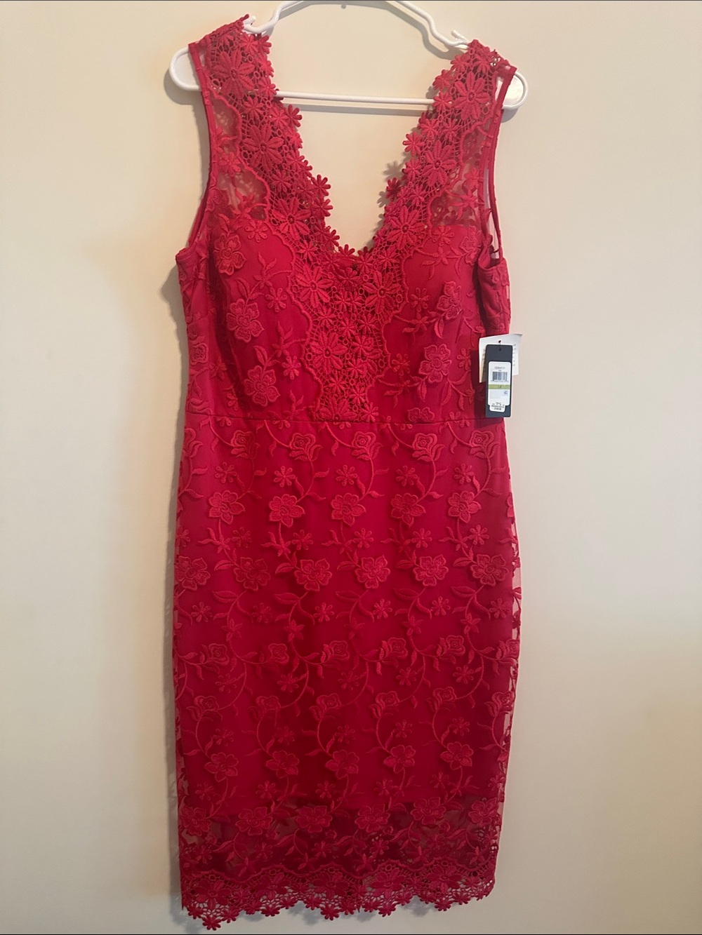 Guess rose colored  Floral Lace Dress